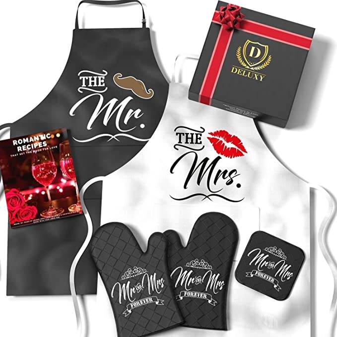 Mr & Mrs Aprons